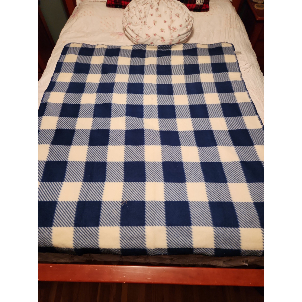 Cannon buffalo check plaid fleece 100% polyester throw blanket 58X49 blue white